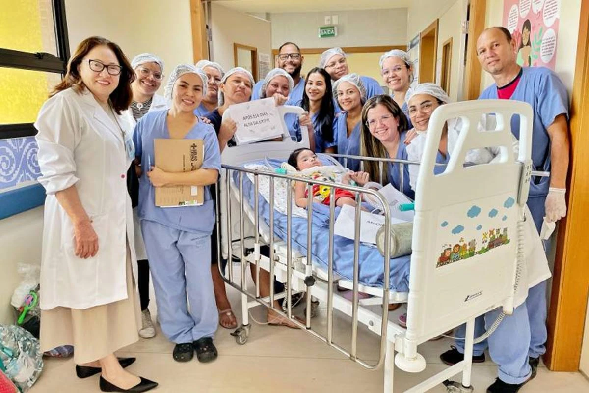 Bebê recebe alta após 516 dias em UTI do Pará: “Não foi fácil”