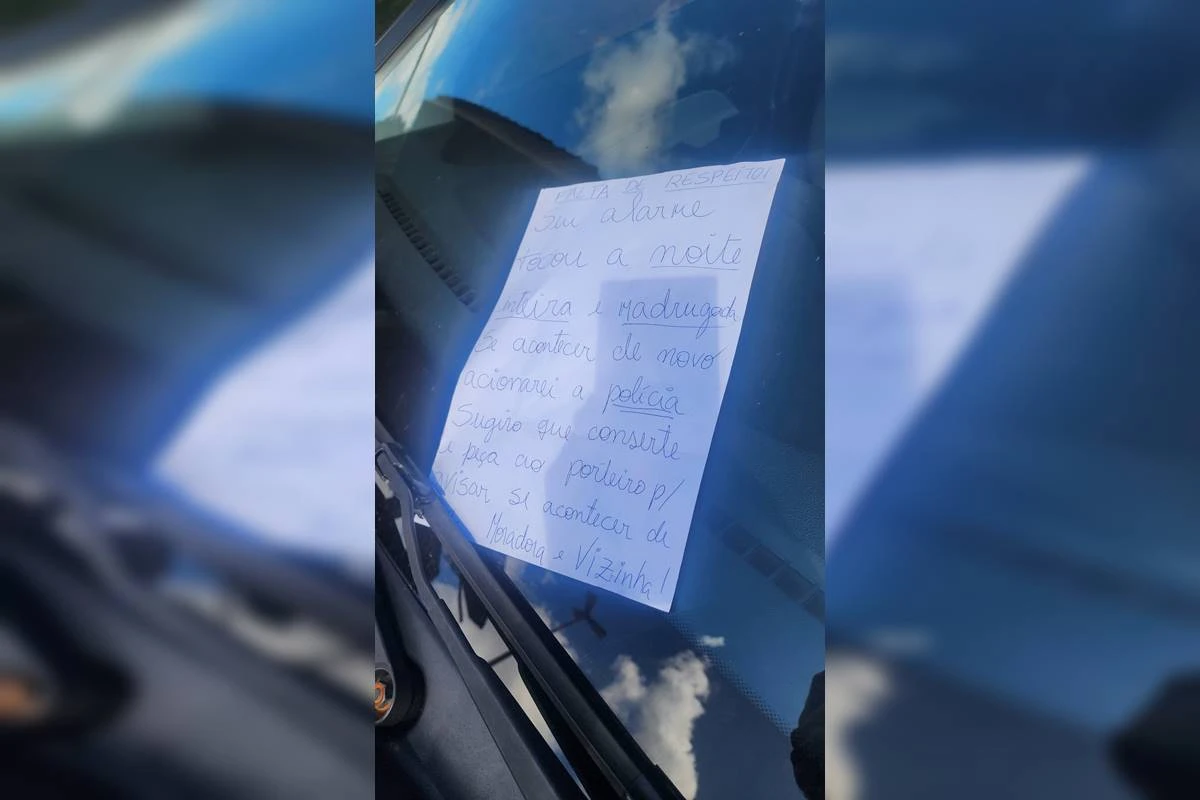 “Essa merda”: veja recados fixados em HB20 esquecido com alarme ligado