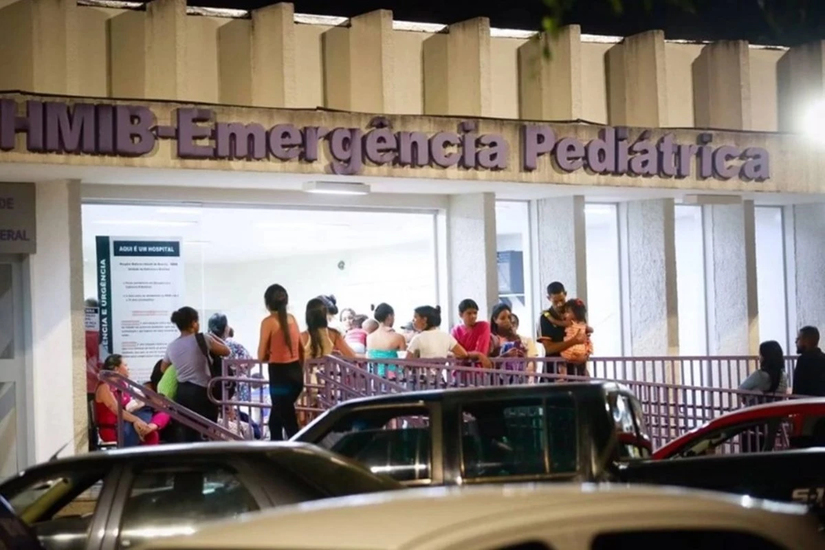 Hmib, que teve porta derrubada por pacientes, tem déficit de 379 profissionais