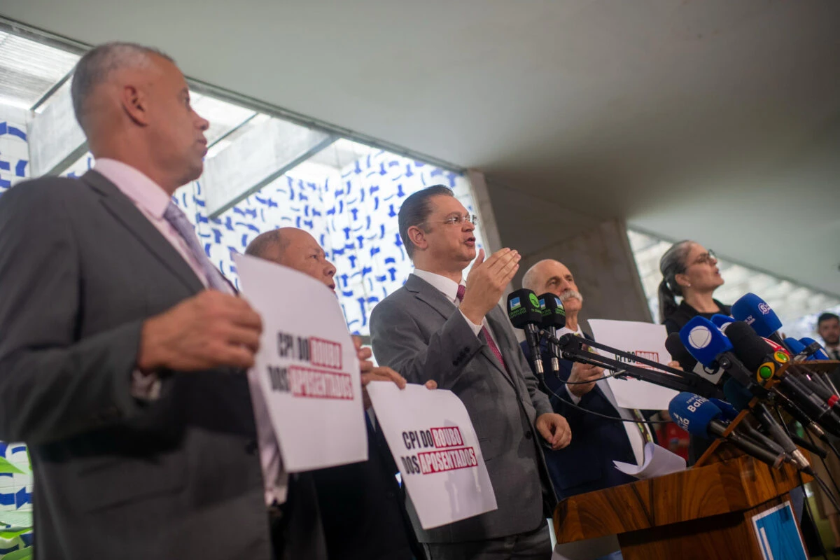 Deputados do PL ajudam governo a evitar CPI do INSS; saiba como
