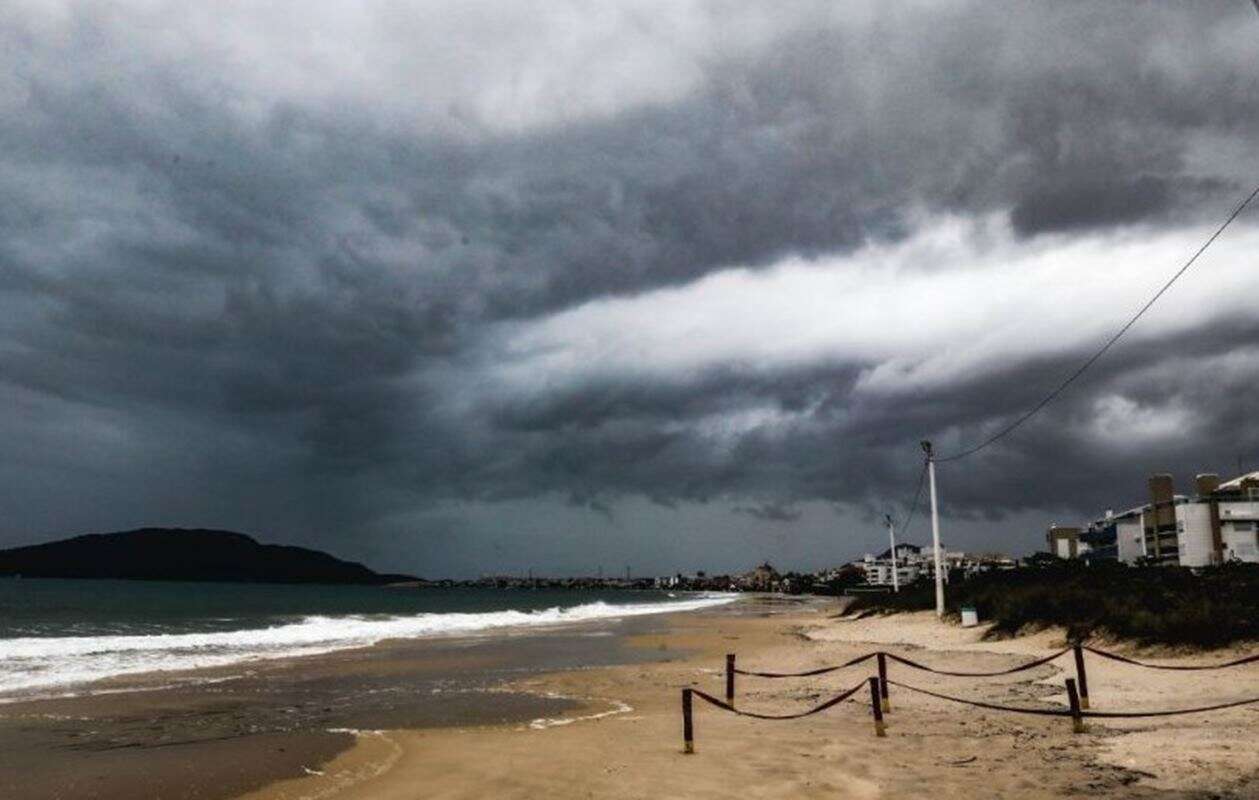 Alerta: ciclone-bomba deve chegar ao Sul do Brasil nos próximos dias