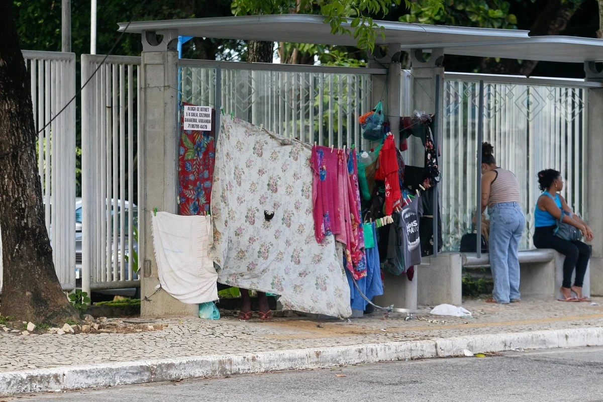 Câmara de Londrina aprova PL que proíbe moradores de rua na cidade