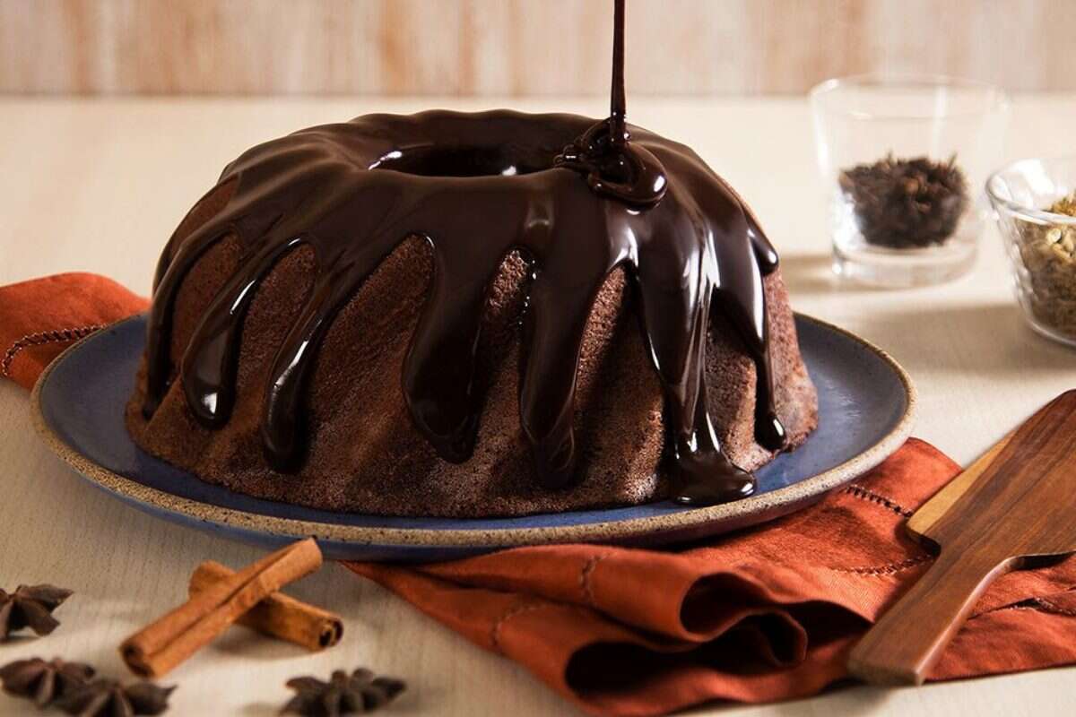 Faça um bolo de chocolate simples, barato e fofinho no liquidificador