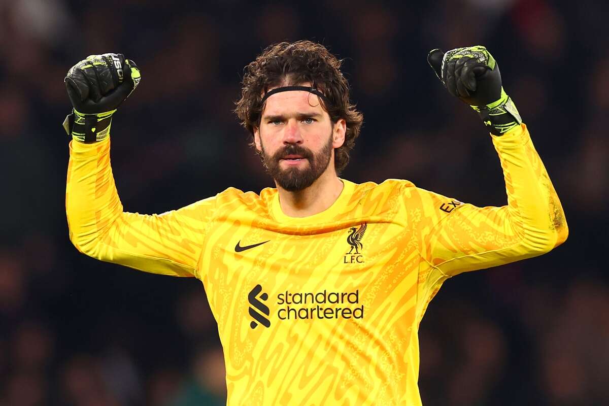 Alisson é eleito melhor jogador da semana da Champions League