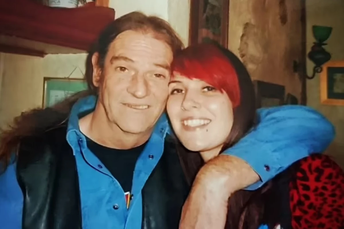 Homem morre de câncer após médicos confundirem sintomas com hérnia