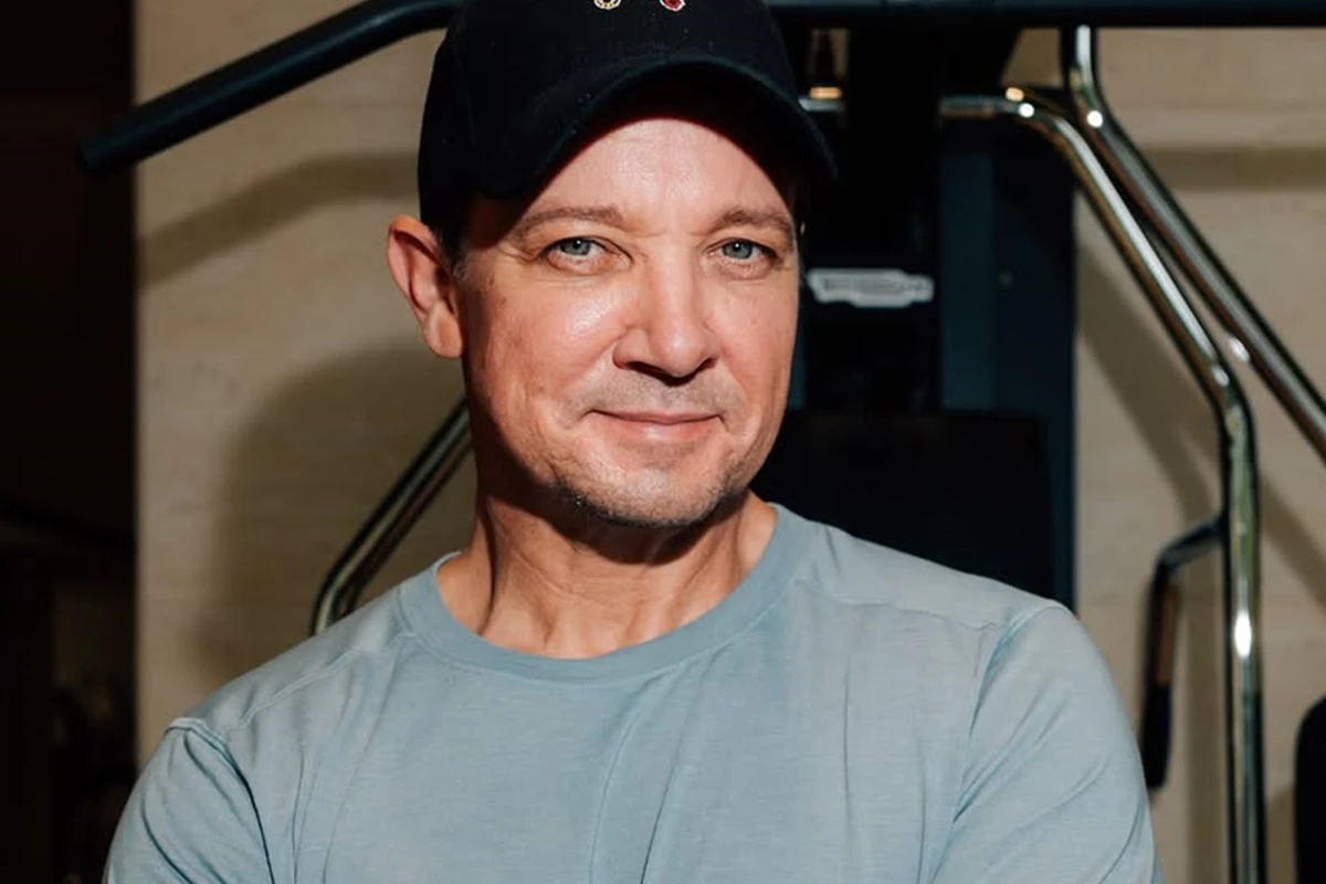 Após 2 anos, Jeremy Renner revela novos detalhes do acidente