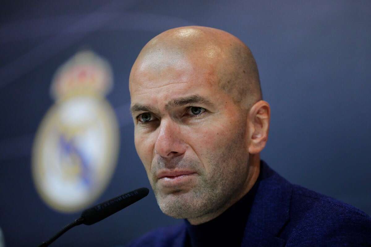 Jornal espanhol coloca Zidane como próximo treinador da França