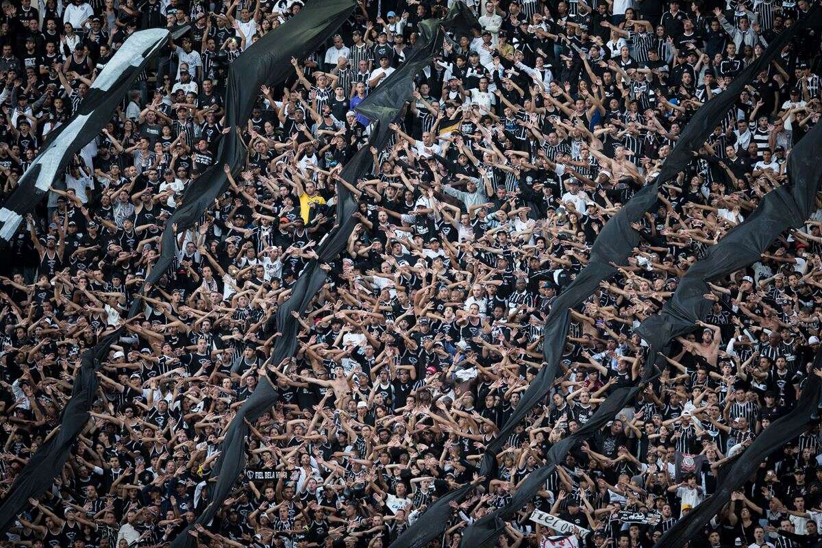 Torcida do Corinthians terá reencontro com Pacaembu após 11 anos