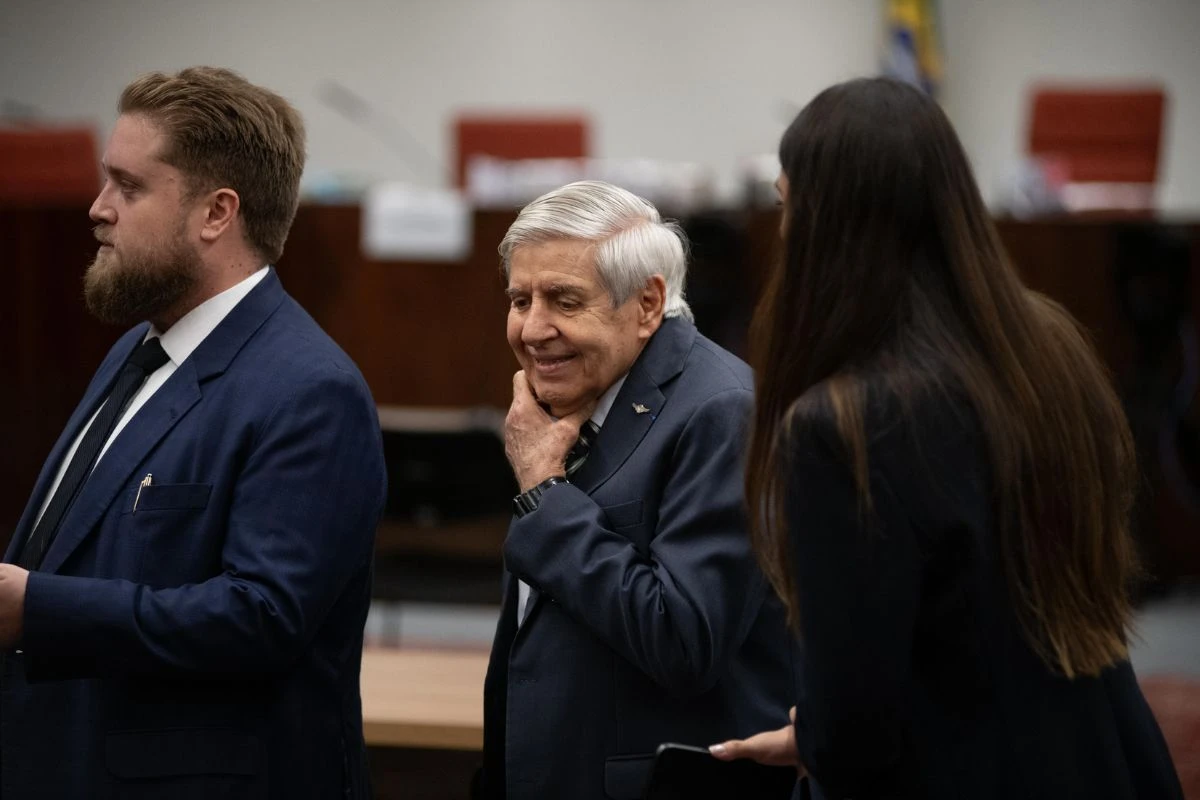 Advogado de Heleno diz que “agenda golpista” eram “registros pessoais”