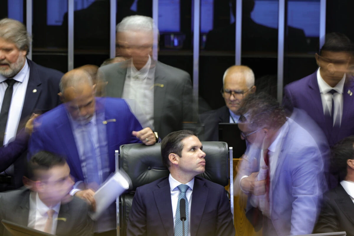 Motta reúne próprio partido e ouve lamentos sobre momento da Câmara