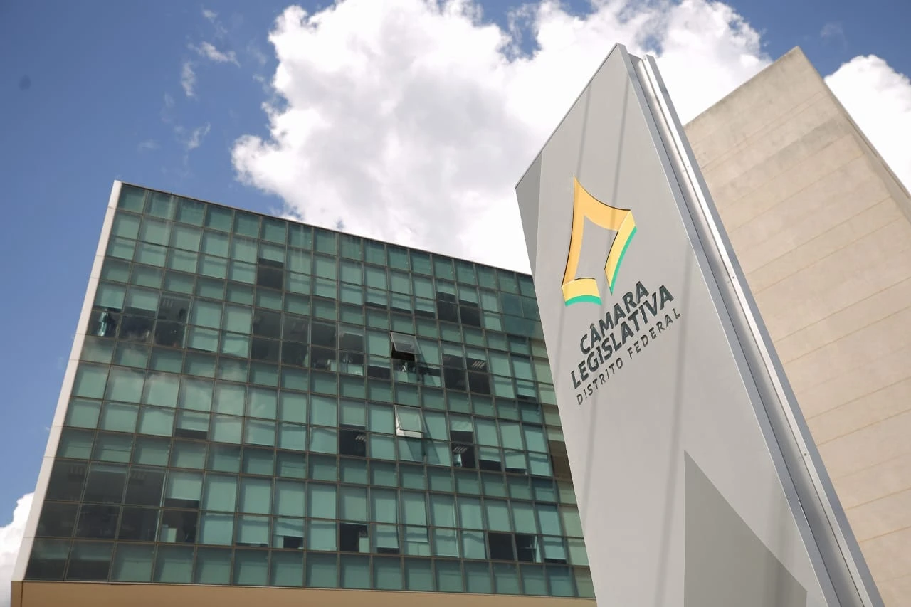 CLDF cria 34 novos cargos com impacto previsto de R$ 2 mi em 2025