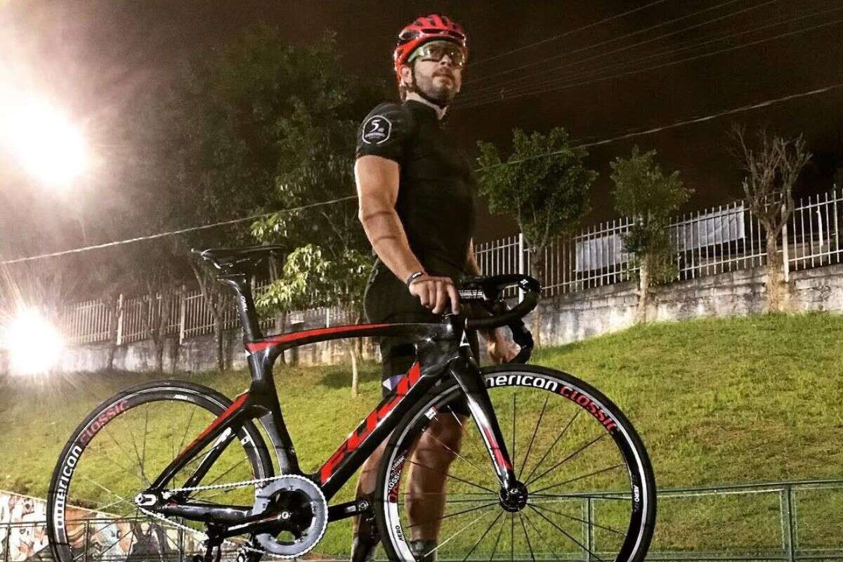 Treinador e medalhista: quem era o ciclista morto ao lado de parque