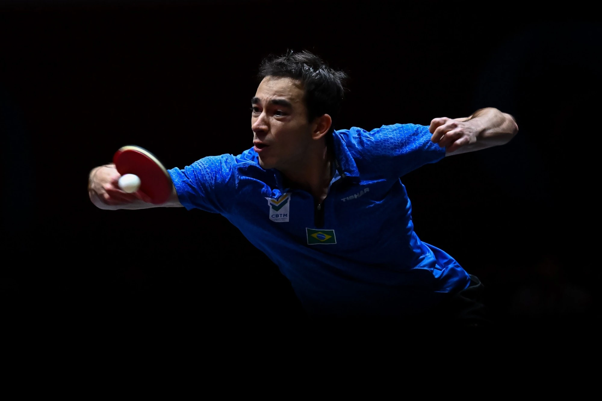 Hugo Calderano vence sul-coreano e garante pódio no Mundial