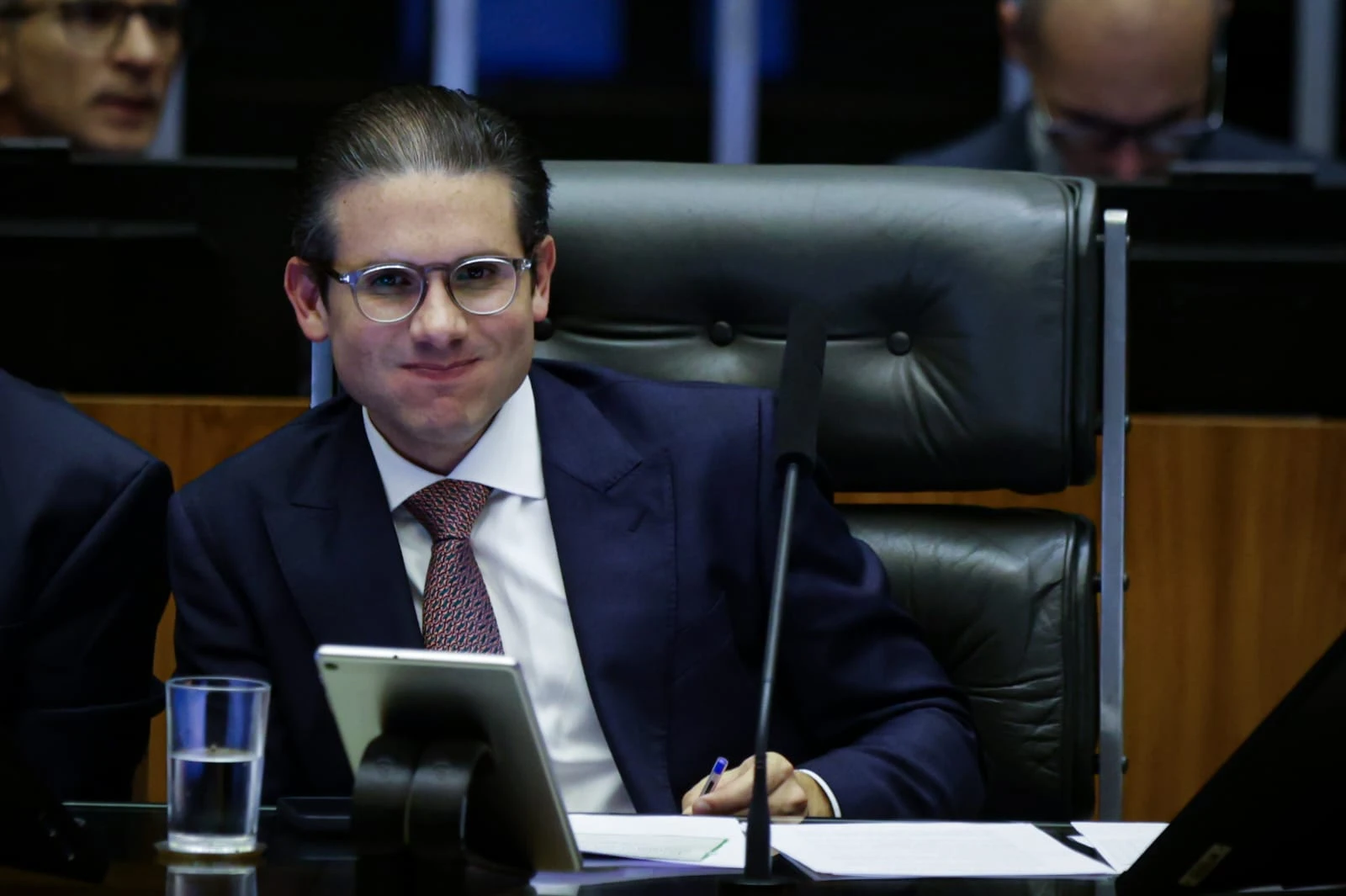 Motta planejou votação do IOF em sigilo bem antes de anunciá-la