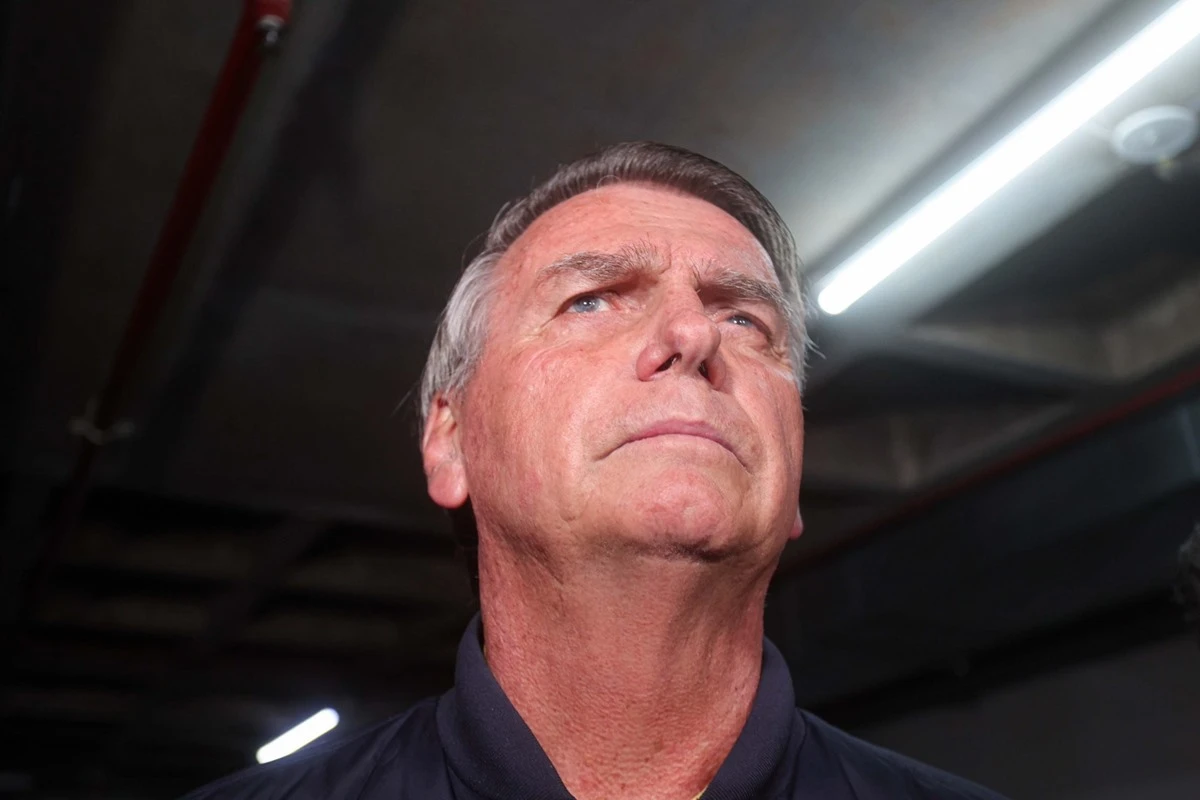 Bolsonaro: “Pode contratar o Ruy Barbosa, mas ninguém ganha do Moraes”