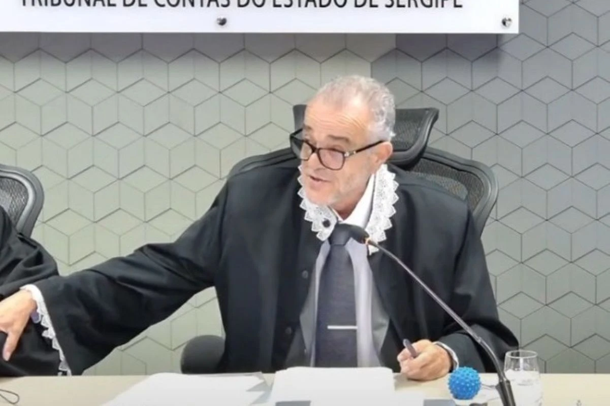 Penduricalhos de R$ 30 milhões foram aprovados em 55 segundos
