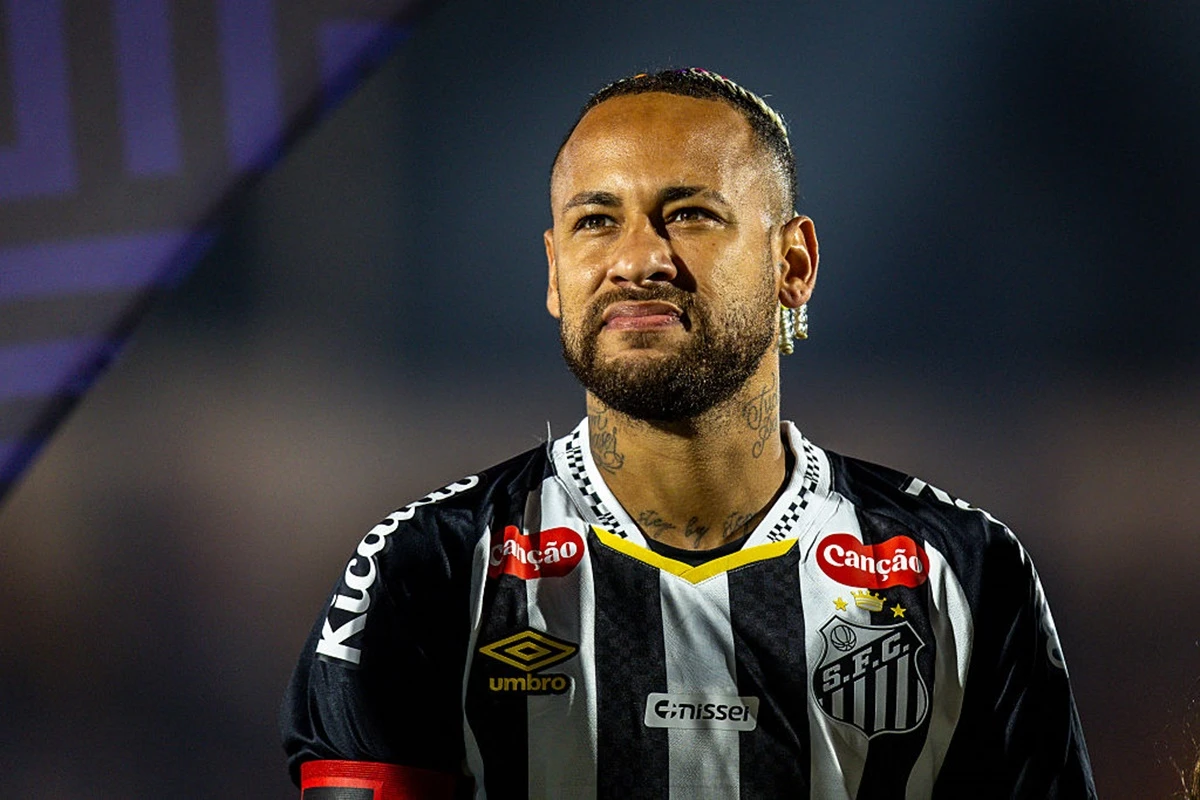 Torcedor que brigou com Neymar se desculpa e manda recado: “Mais raça”