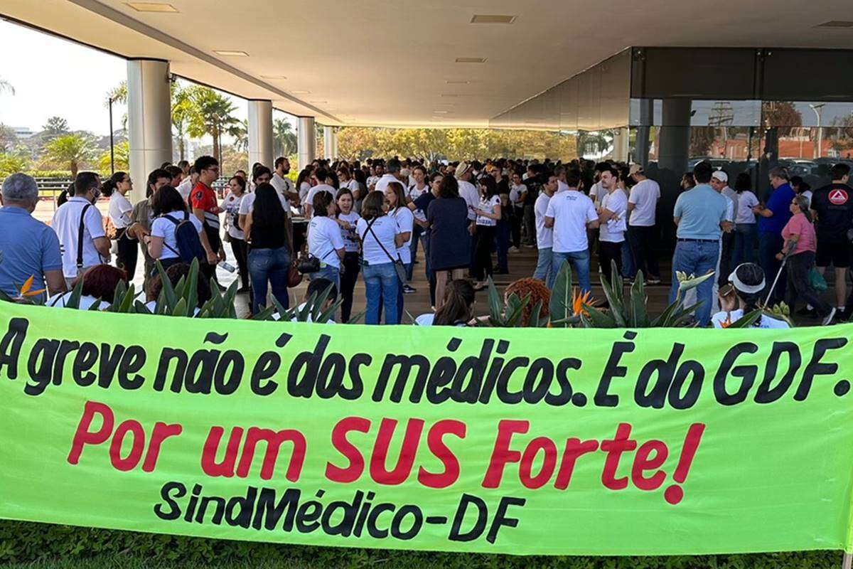 Justiça bloqueia R$ 3,6 milhões do SindMédico-DF por manter greve