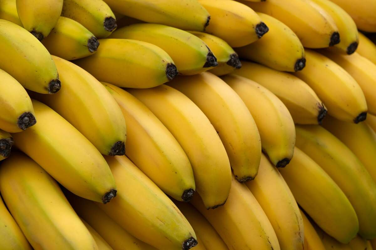 Banana é aliada do emagrecimento? Veja os benefícios da fruta