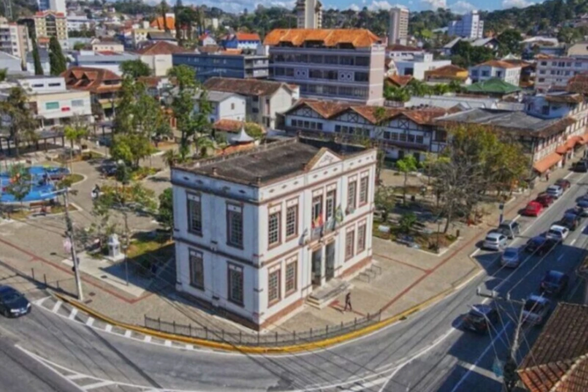 Adolescente atropelada em SC havia saído de ensaio de banda escolar