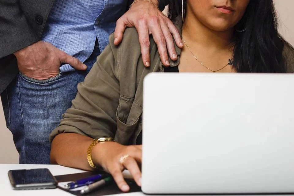 Poupex vai pagar R$ 2,1 milhões em multas após casos de assédio sexual