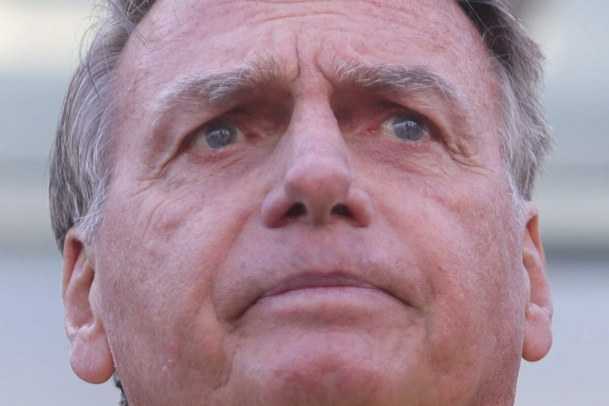 Pesquisa aponta que 49,6% veem condenação de Bolsonaro como “justa”