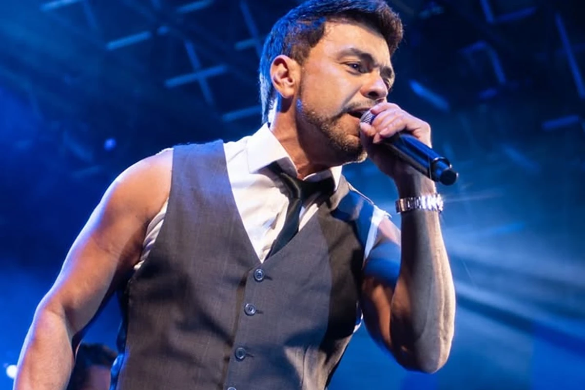 Vídeo: Zezé Di Camargo vai às lágrimas durante show em Minas Gerais