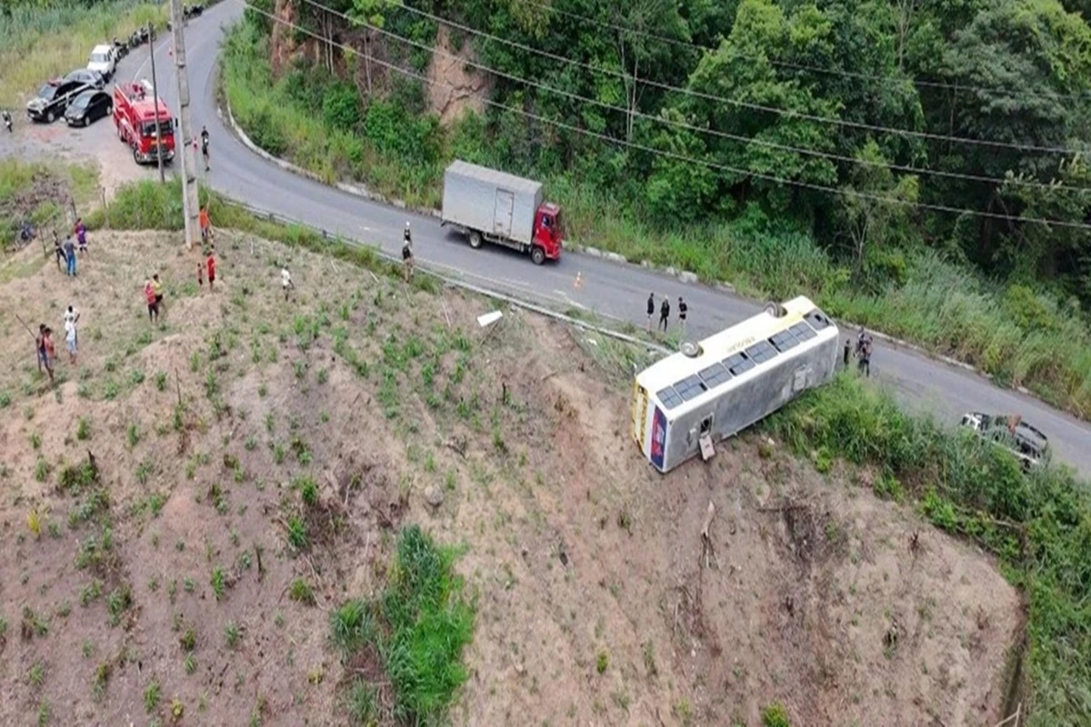 Polícia identifica falhas graves em acidente com ônibus escolar na PB