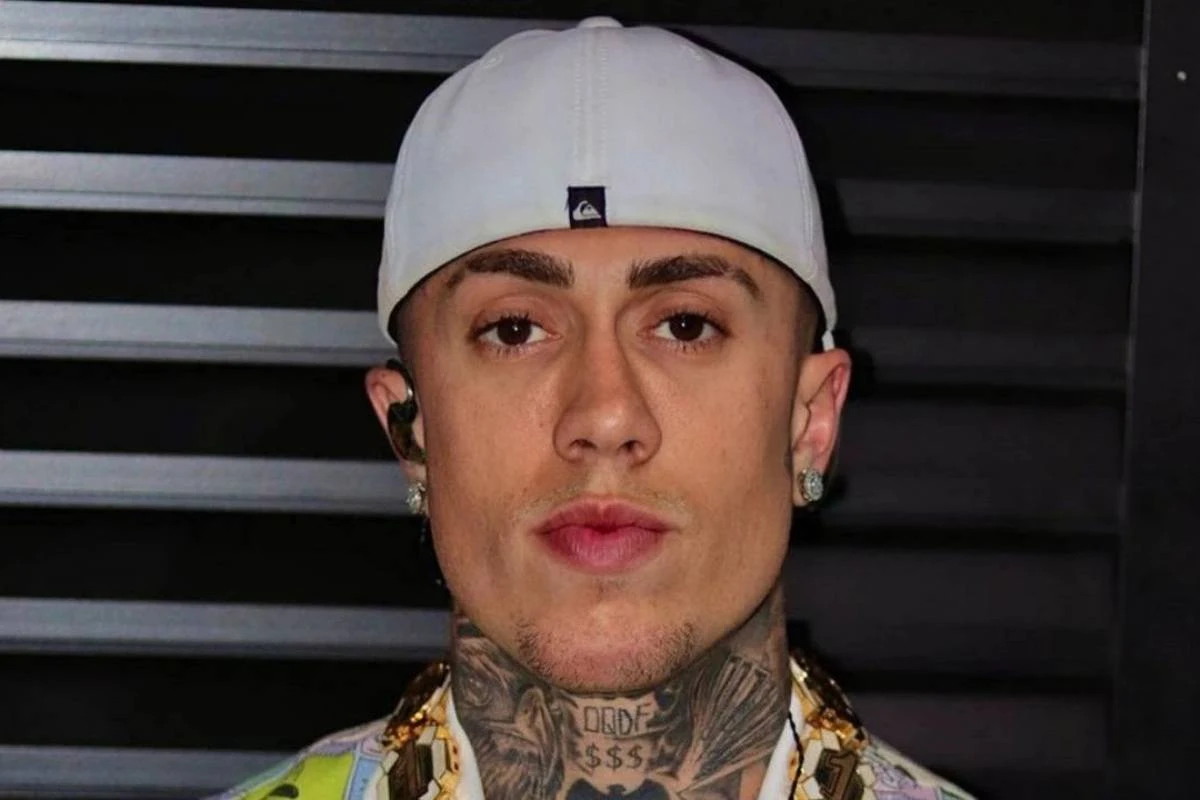 Fotógrafa rompe silêncio e expõe MC Daniel: “Me pegou pelo braço”