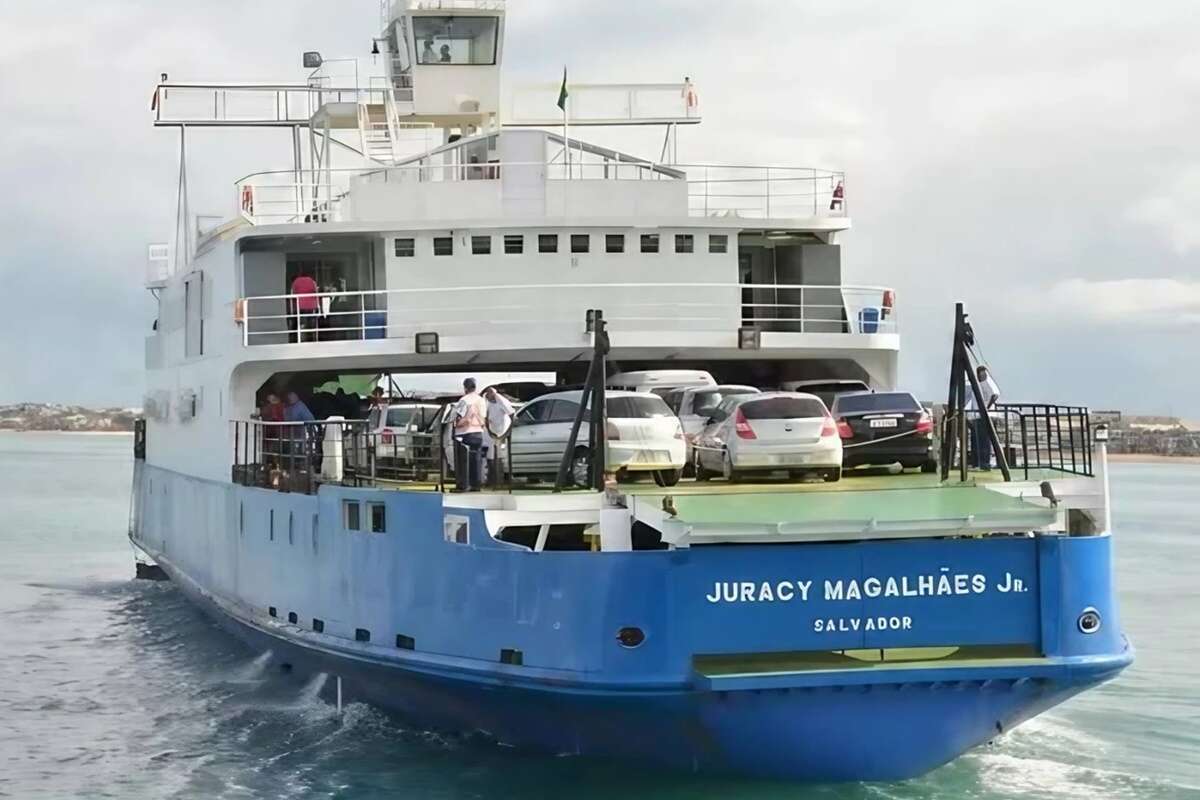 Ferry-boat será afundado na Baía de Todos-os-Santos nesta 6ª. Entenda