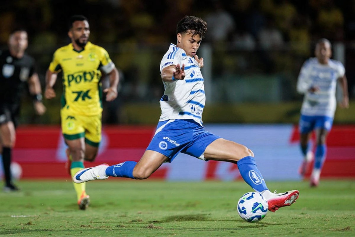 Com um gol em cada tempo, Mirassol e Cruzeiro empatam no Brasileirão