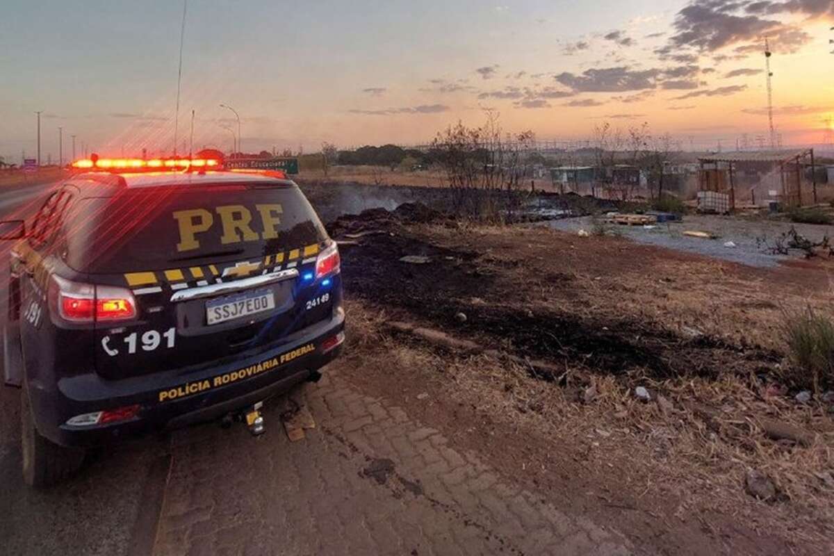 PRF prende homem que confessou ter iniciado incêndio na BR-060