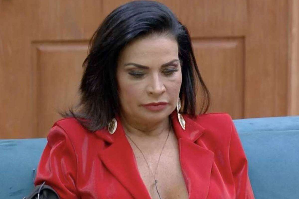 Solange Gomes recupera conta após golpe e desabafa: “Fui boba”