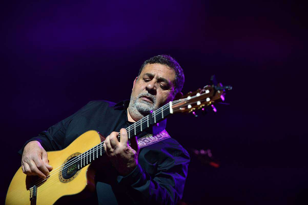 Conheça Tonino Baliardo, do Gipsy Kings, atração do Metrópoles Music