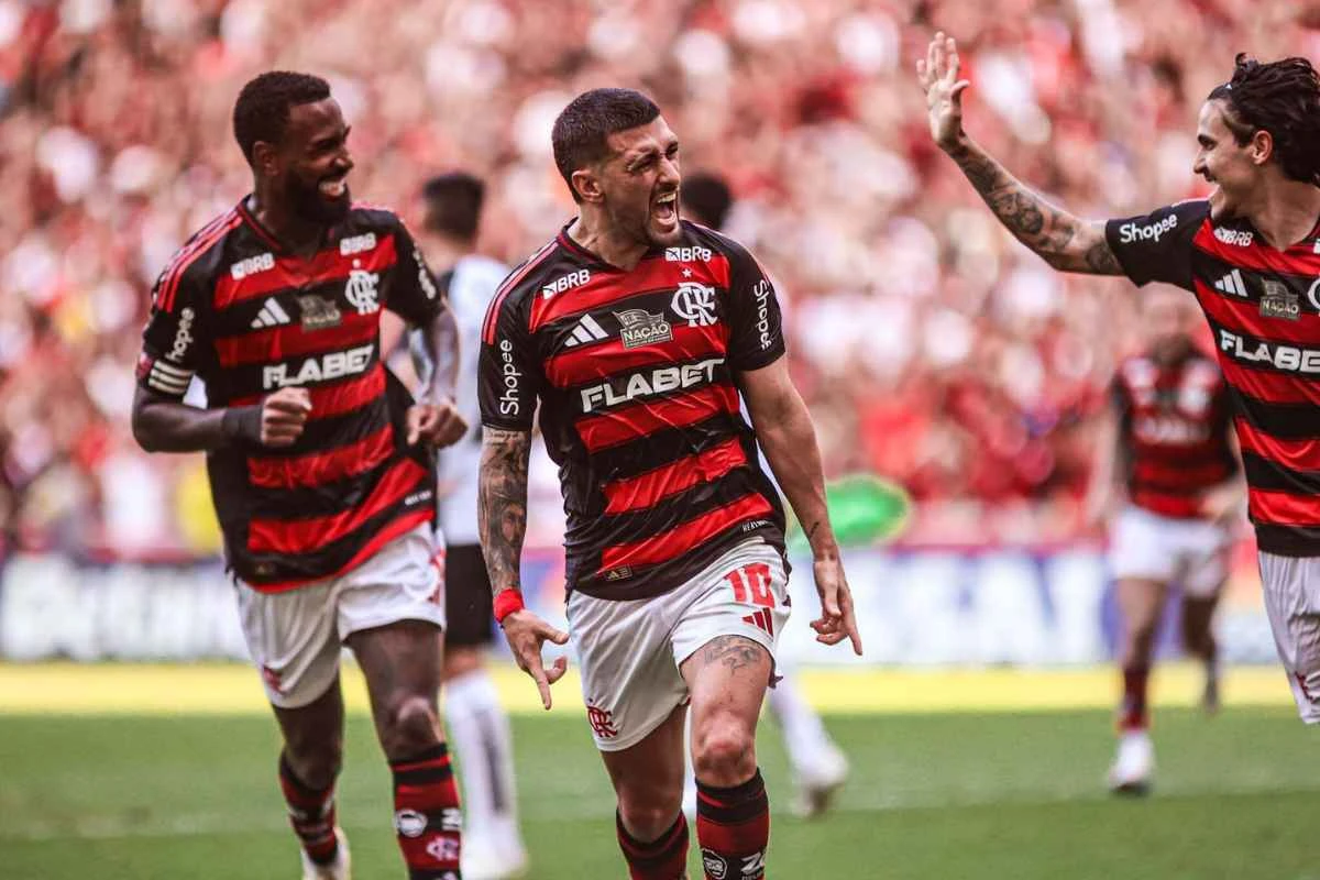 Flamengo venceu os últimos 11 jogos contra o Bahia; veja e aposte
