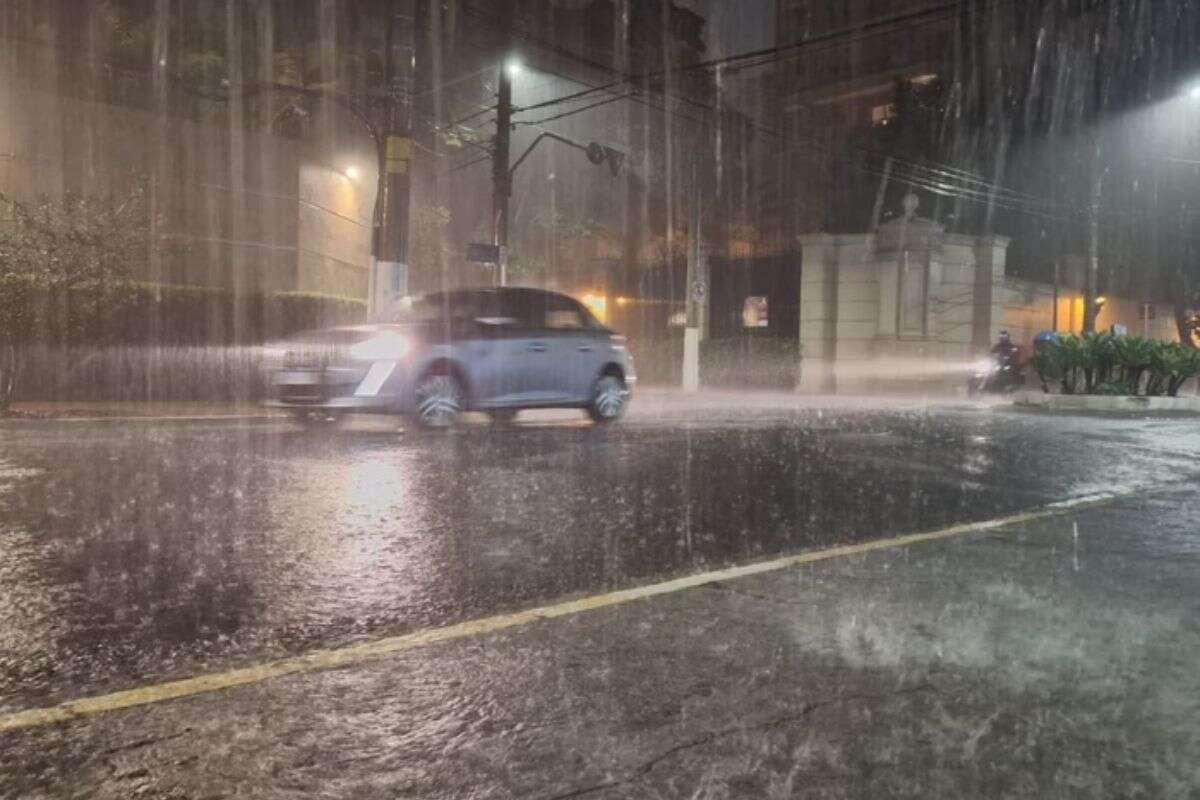 Fim de semana será marcado por chuvas intensas e ventania. Veja onde