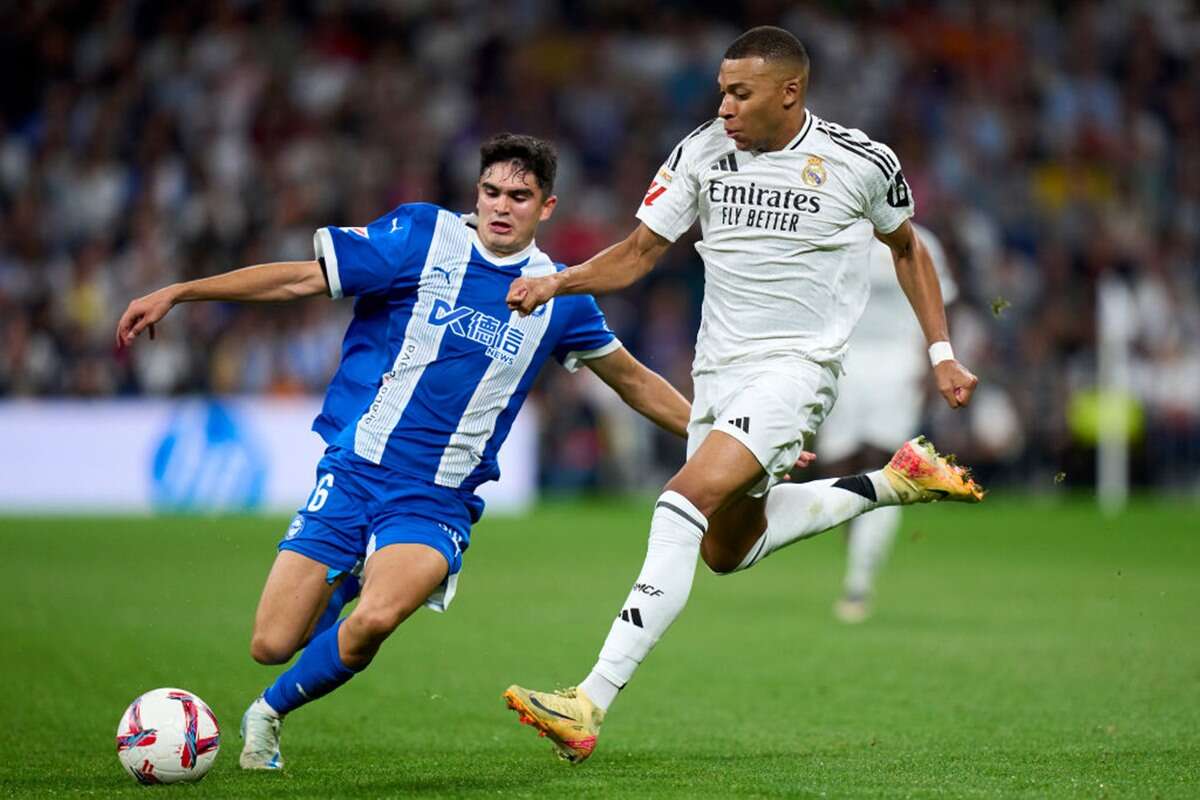 Com gol de Mbappé e susto no final, Real Madrid vence Alavés