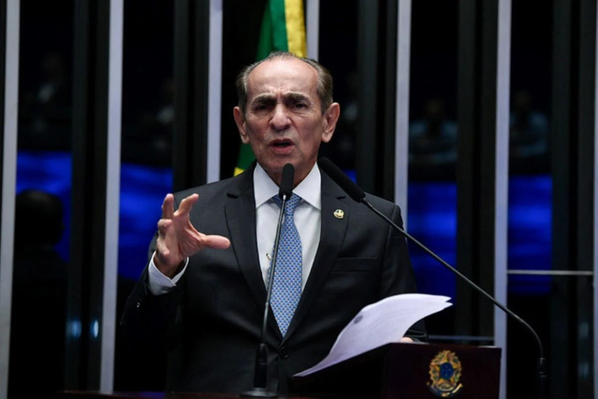 Senado: PEC do fim da reeleição pode ser discutida na próxima semana