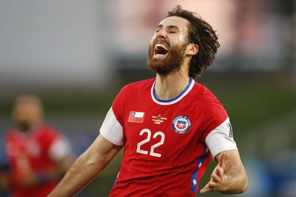 Chile x Paraguai onde assistir, horário, escalações