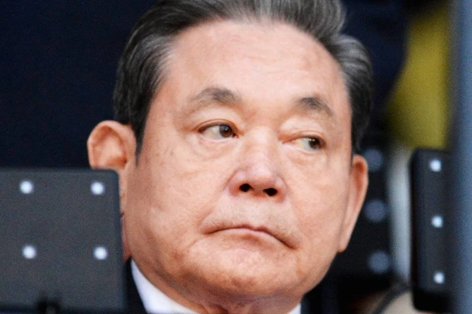 Morre o presidente da Samsung, Lee Kun-hee, aos 78 anos
