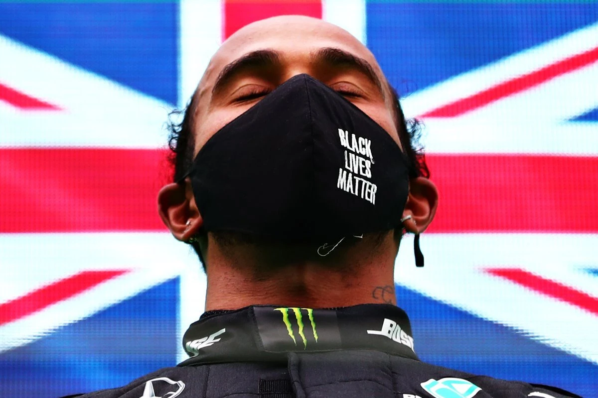 Hamilton vence em Portugal, passa Schumacher e vira recordista de vitórias