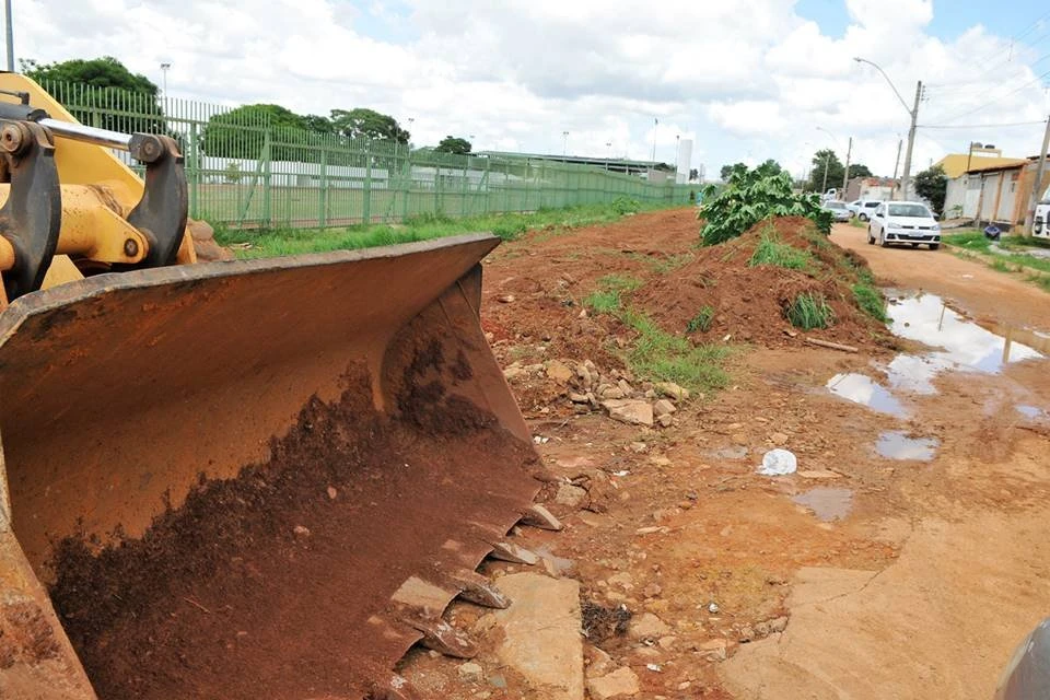 Brazlândia recebe investimento de R$ 915 mil em drenagem e pavimentação