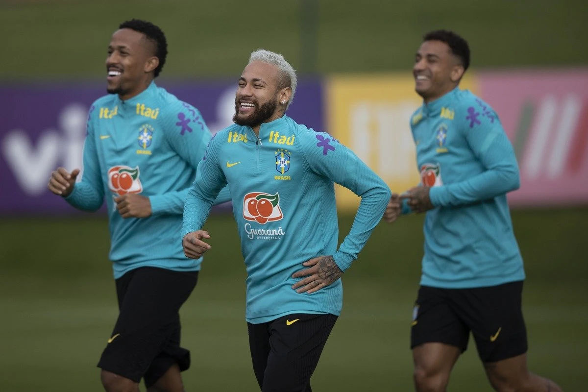 Copa América: Chile e Brasil recebem cabelereiro e quebram protocolo