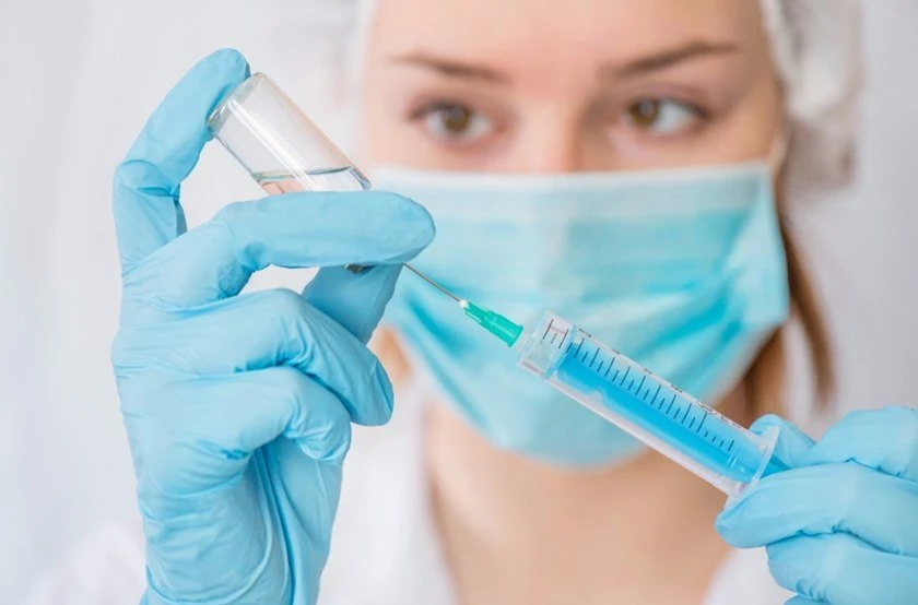 Politização de vacinas deve atrasar imunização contra Covid-19 no Brasil