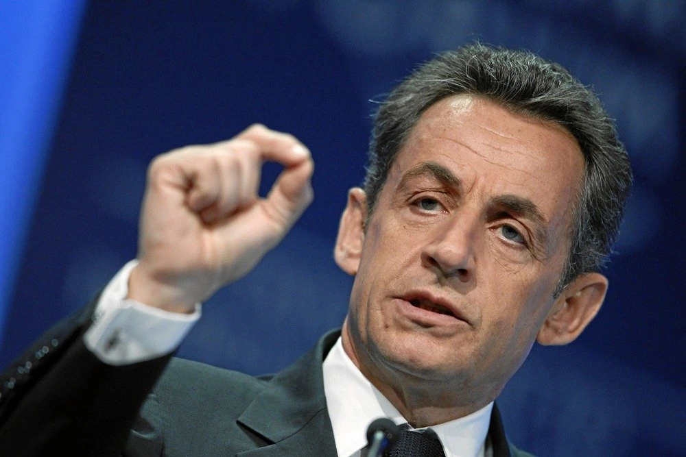 Ex-presidente francês Nicolas Sarkozy é indiciado por associação criminosa
