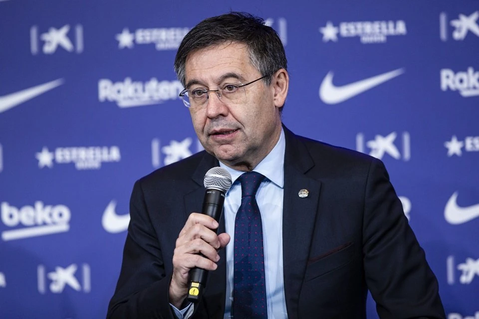 Elenco do Barcelona quer paz após a renúncia de Bartomeu, diz jornal