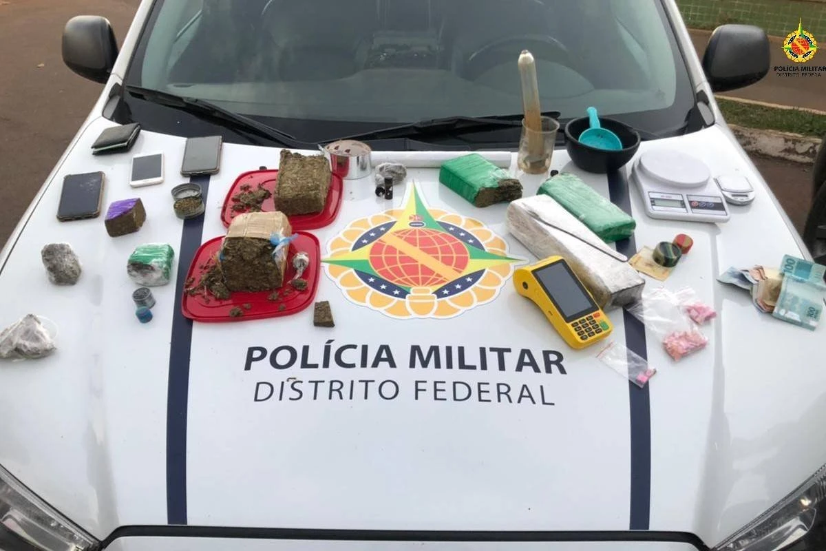 PMDF apreende 4 kg de maconha, 85 pílulas de ecstasy e haxixe