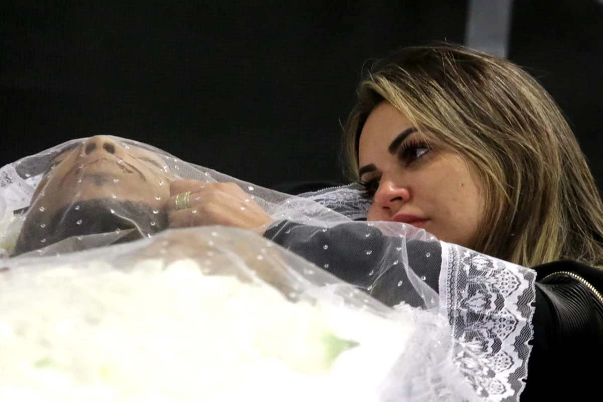 Deloane diz que sente a presença de MC Kevin “em todos os lugares”
