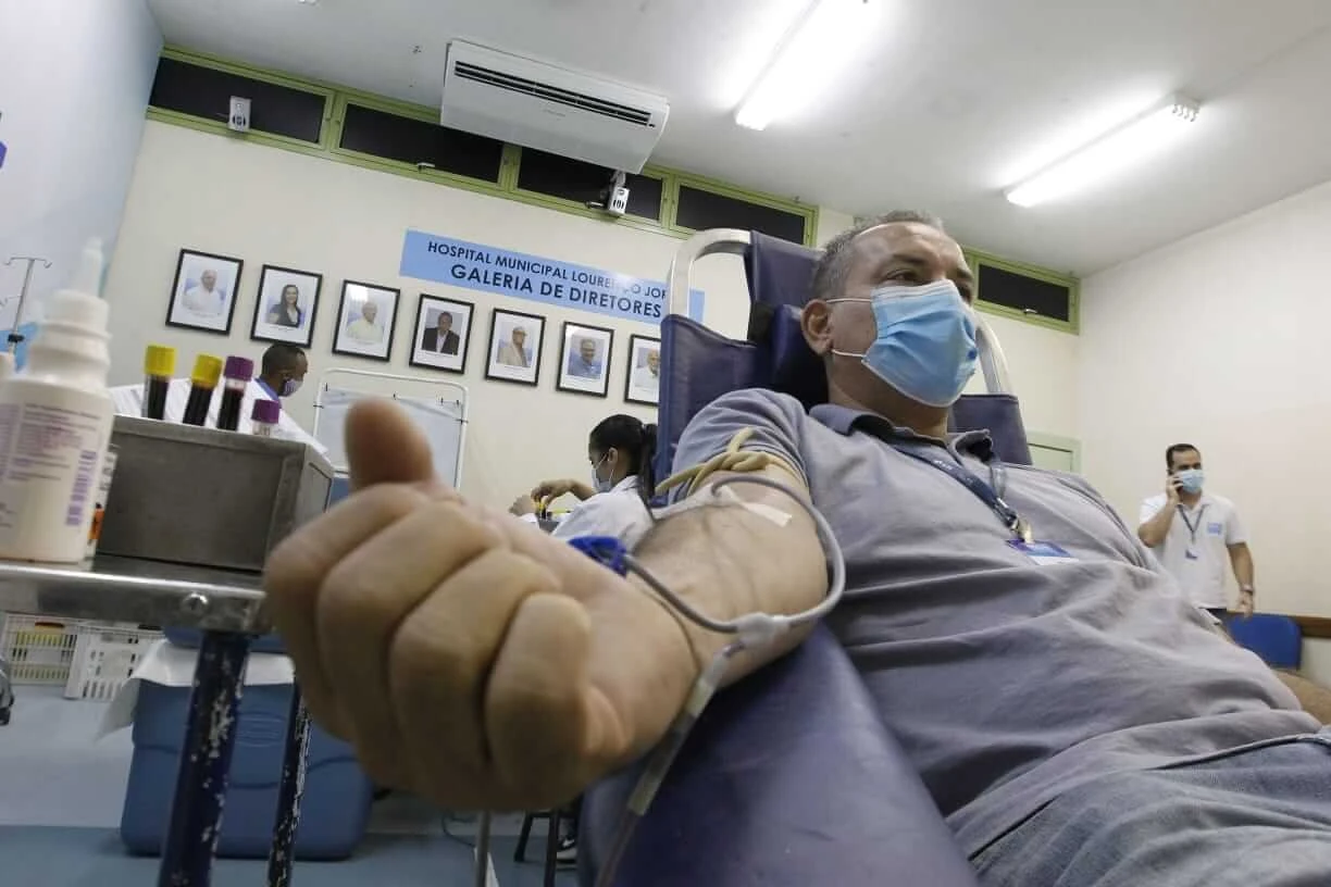 Hospital promove campanha de doação de sangue, na Barra da Tijuca