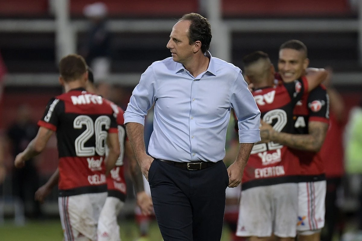 Rogério Ceni dá adeus ao Fortaleza e é o novo técnico do Flamengo